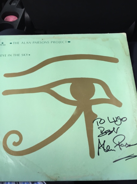 Autógrafo de Alan Parsons para Sergio Lugo, en el disco "Eye in the sky". 
