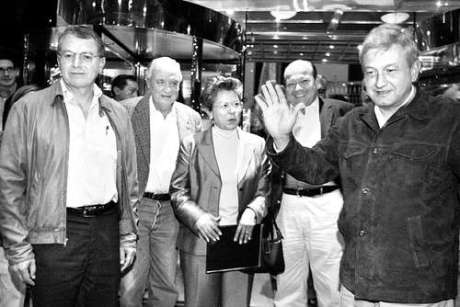 Manuel Camacho Solís con López Obrador. Foto tomada de Internet.